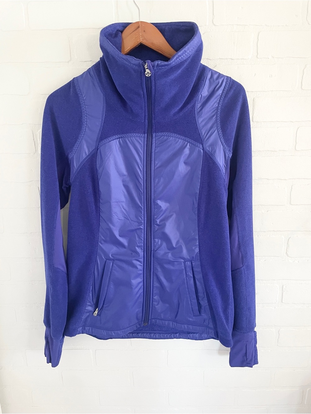 Lululemon Run Gust Buster Jacket Archival Ruched Panel Blue Sz 8 - Picture 3 of 16